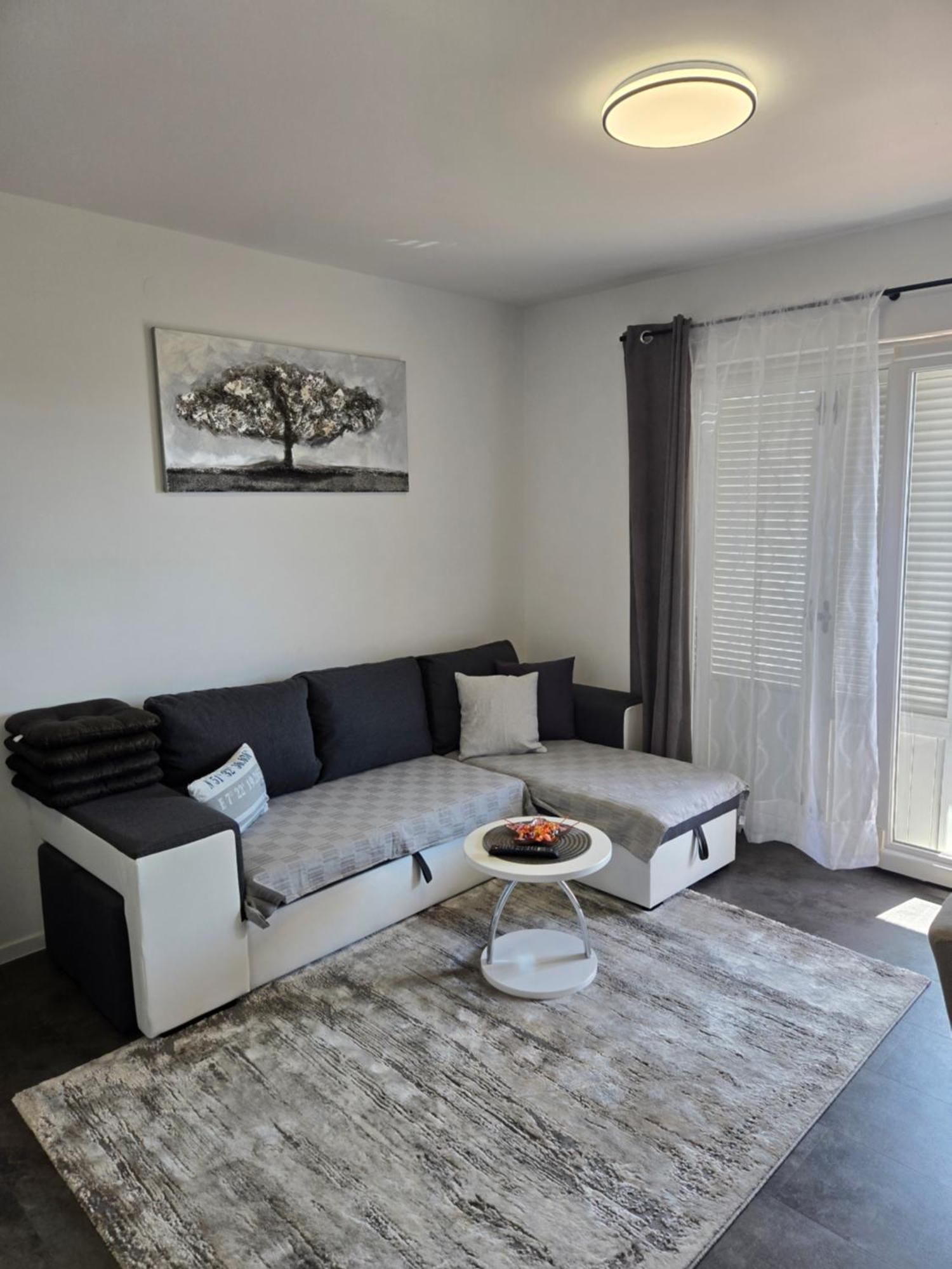 Apartmani Andiks دْغاماي المظهر الخارجي الصورة